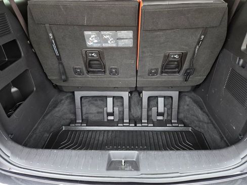 Used 2023 Kia Carnival SX FWD image 31