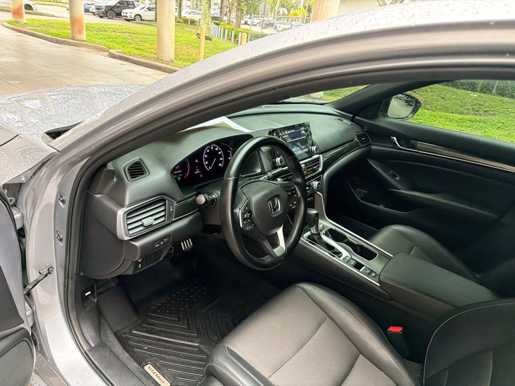 Used 2022 Honda Accord Sport image 4