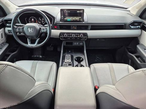 Used 2023 Honda Pilot EX-L image 18