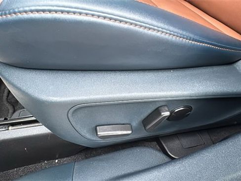 Certified 2022 Ford Maverick Lariat w/ Lariat Luxury Package image 8