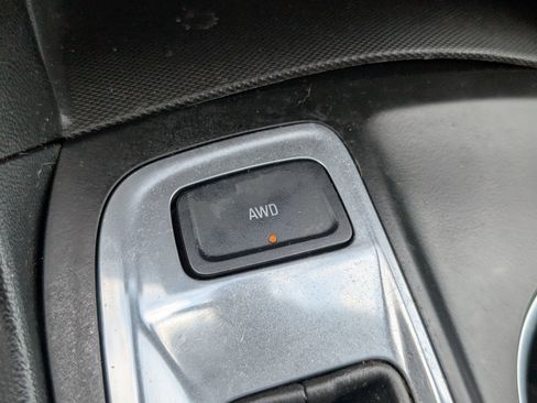 Used 2020 Chevrolet Equinox LT AWD/4WD image 24