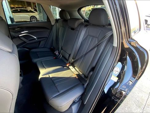 New 2025 Audi Q5 Premium Plus image 9