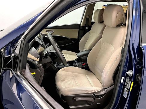 Used 2017 Hyundai Santa Fe Sport FWD image 30