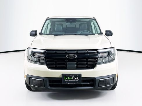 Used 2024 Ford Maverick Lariat w/ Black Appearance Package FWD image 2
