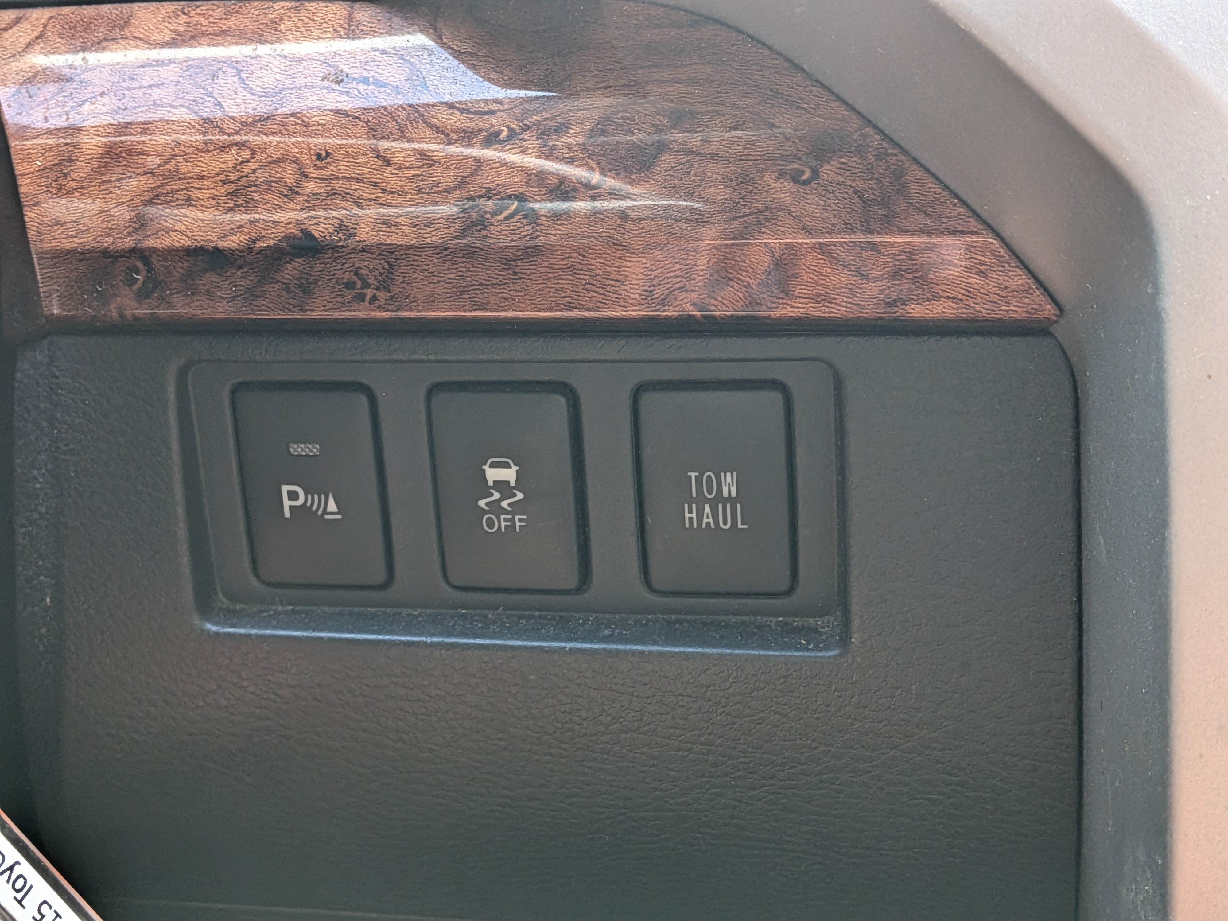 Used 2015 Toyota Tundra 1794 Edition AWD/4WD image 30