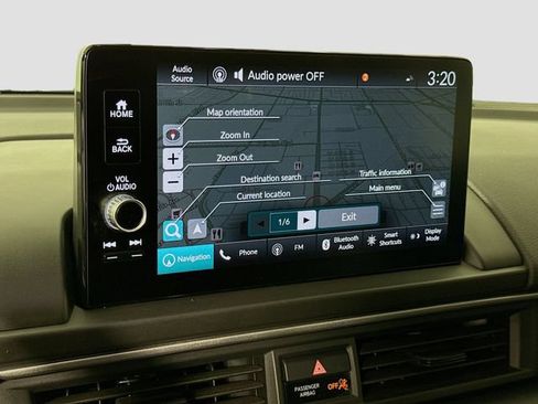 Used 2025 Honda Pilot Touring image 13