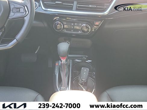 Used 2024 Chevrolet Trax RS w/ Sunroof Package FWD image 19