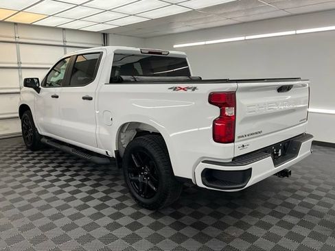 Used 2023 Chevrolet Silverado 1500 Custom AWD/4WD image 18