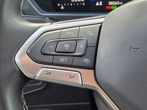Certified 2023 Volkswagen Tiguan SE FWD image 27