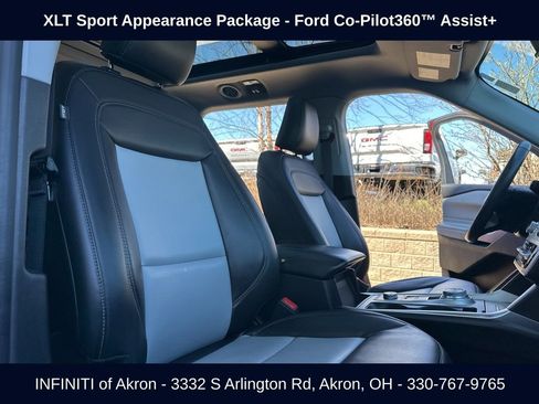 Used 2022 Ford Explorer XLT w/ Equipment Group 202A image 28