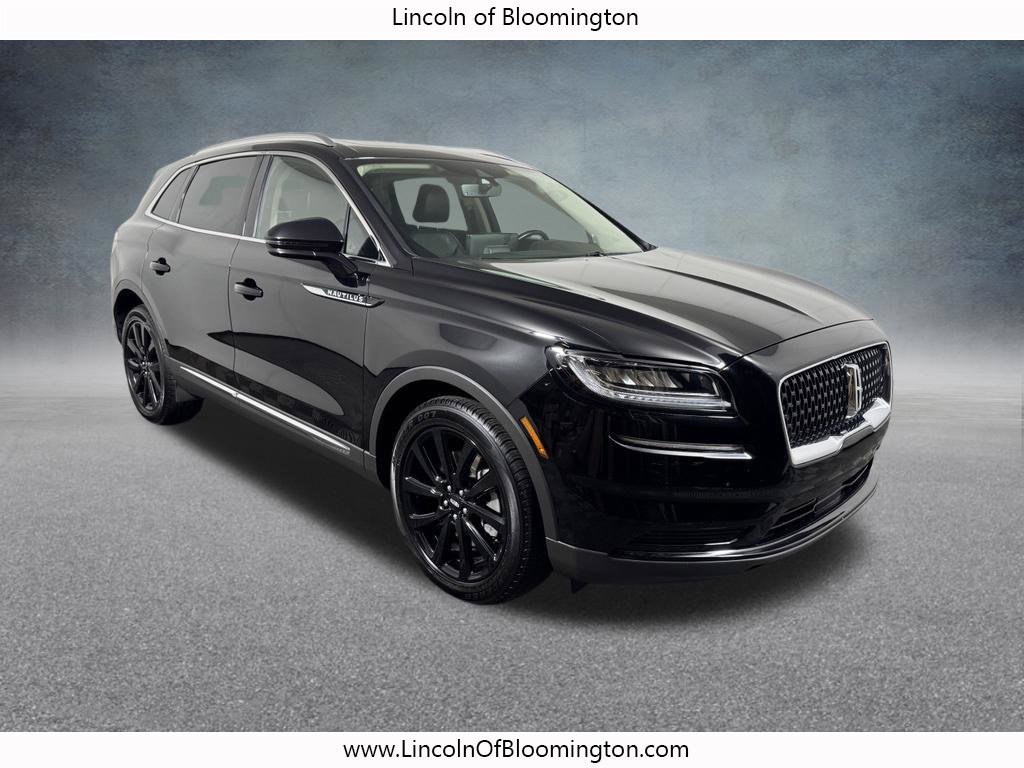 Used 2023 Lincoln Nautilus Reserve w/ Monochromatic Package AWD/4WD image 8