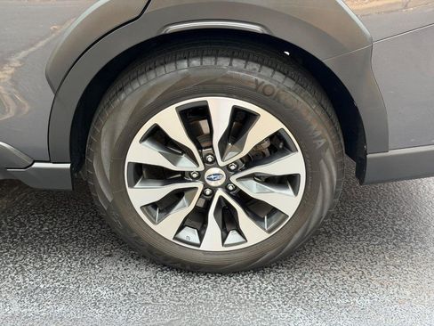 Used 2023 Subaru Outback Touring XT AWD/4WD image 7
