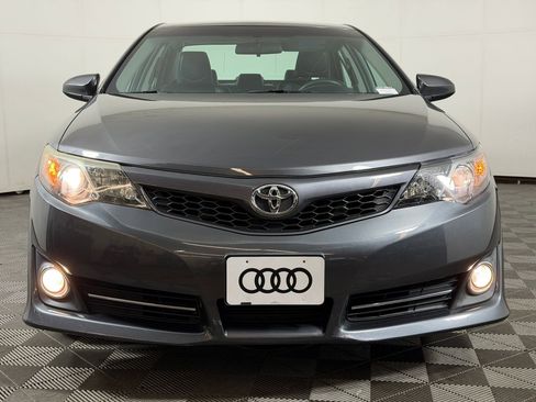 Used 2012 Toyota Camry SE FWD image 6