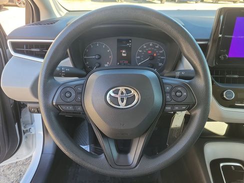 Used 2023 Toyota Corolla LE image 27