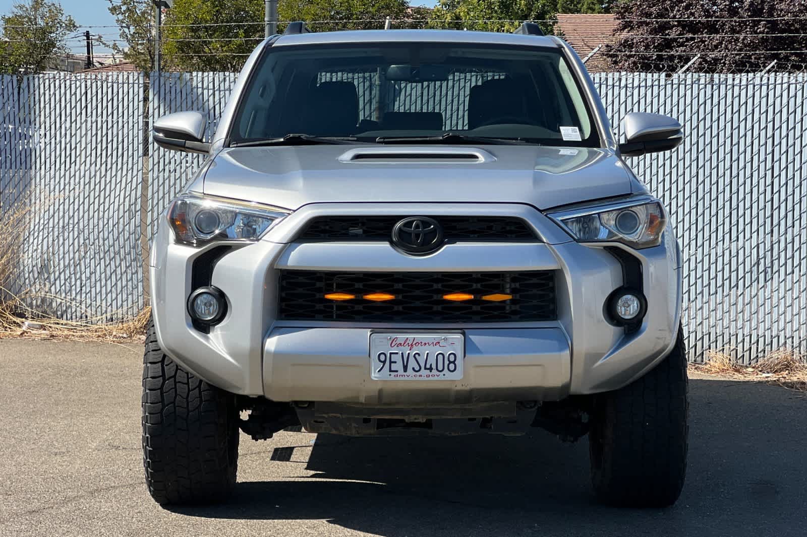 Used 2017 Toyota 4Runner TRD Off-Road Premium AWD/4WD image 8