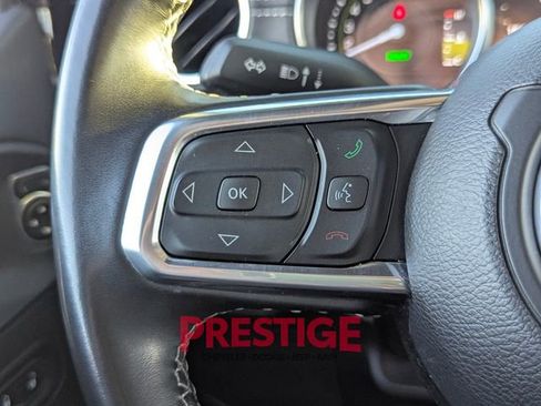 Used 2022 Jeep Wrangler Unlimited Sahara 4xe image 16