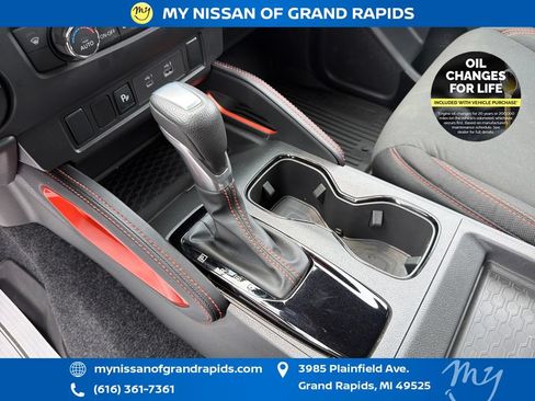 Used 2025 Nissan Frontier PRO-4X w/ Interior Protection Package AWD/4WD image 27