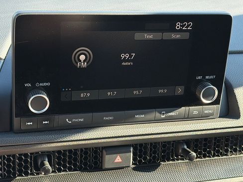 Used 2024 Honda CR-V Sport image 13