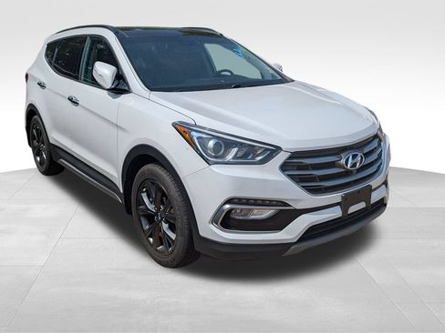 Used 2018 Hyundai Santa Fe Sport FWD image 14
