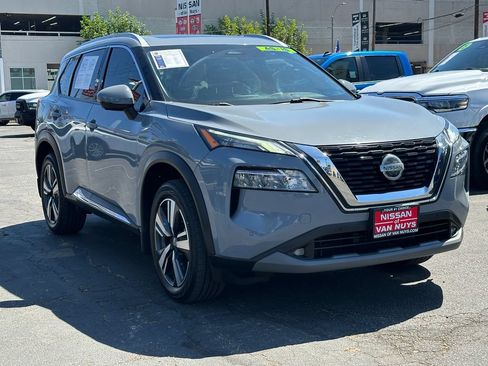 Used 2021 Nissan Rogue SL w/ Premium Package FWD image 10