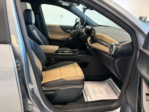 New 2026 Chevrolet Equinox ACTIV AWD/4WD image 24