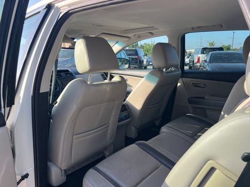 Used 2012 MAZDA CX-9 Grand Touring w/ Moonroof & Bose Audio Pkg FWD image 18