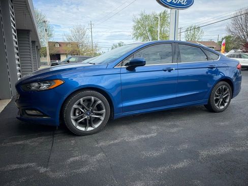 Used 2018 Ford Fusion SE w/ Equipment Group 201A image 1