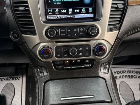 Used 2020 GMC Yukon XL Denali image 17