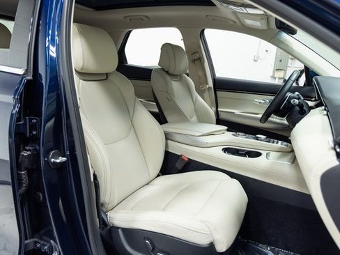 Used 2023 Genesis GV70 2.5T Select w/ Select Package image 26