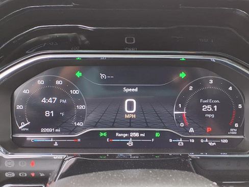 Used 2024 GMC Sierra 1500 Elevation image 10