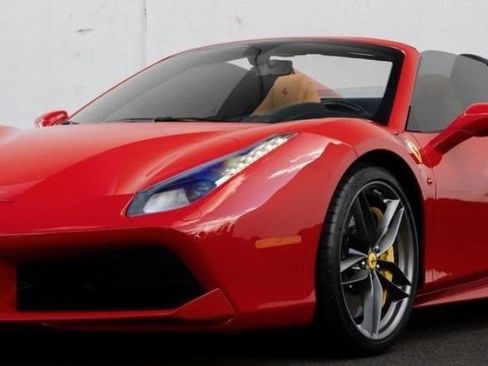 Used 2018 Ferrari 488 Spider RWD image 1