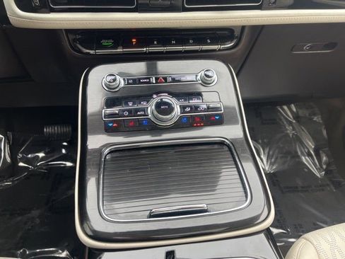 Used 2022 Lincoln Nautilus Black Label w/ Class II Trailer Tow Package image 35