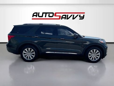 Used 2024 Ford Explorer Limited w/ Equipment Group 301A AWD/4WD image 8