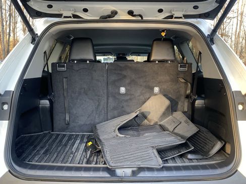 Used 2024 Toyota Grand Highlander XLE image 15