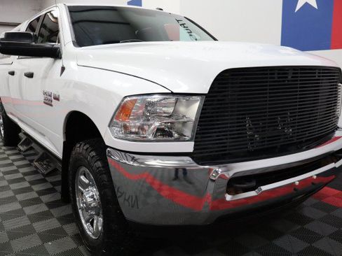 Used 2015 RAM 3500 SLT AWD/4WD image 15