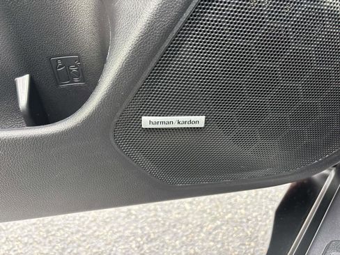 Used 2018 Subaru Outback 2.5i Limited image 21