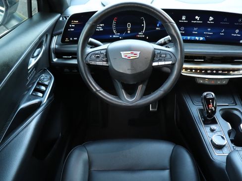 Used 2024 Cadillac XT4 Sport w/ Technology Package FWD image 22