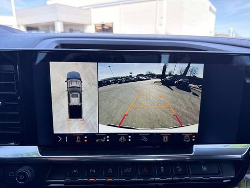 Used 2025 Chevrolet Silverado 1500 RST image 25