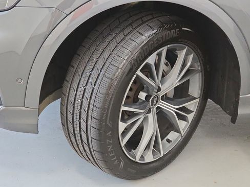 Used 2021 Audi Q8 Premium Plus image 65