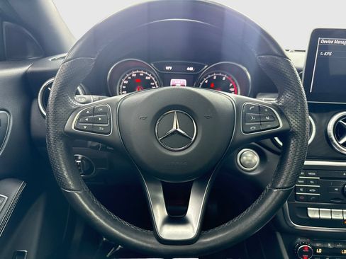 Used 2019 Mercedes-Benz CLA 250 image 19