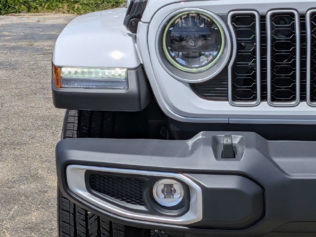 New 2026 Jeep Wrangler Unlimited Sahara AWD/4WD image 10