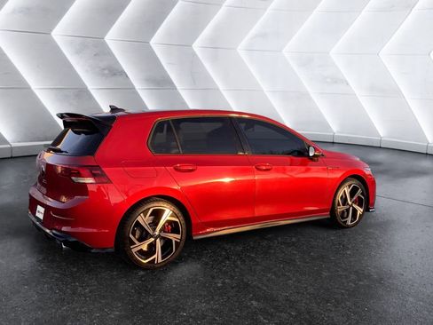 Used 2024 Volkswagen GTI SE w/ SE Leather Seats Package image 4