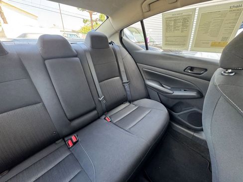 Used 2025 Nissan Altima 2.5 SV image 38