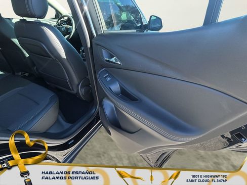 Used 2022 Buick Encore GX Select image 30