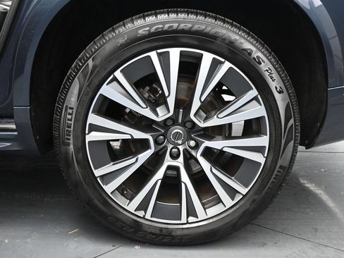 Used 2021 Volvo XC90 T5 Momentum w/ Protection Package Premier AWD/4WD image 22