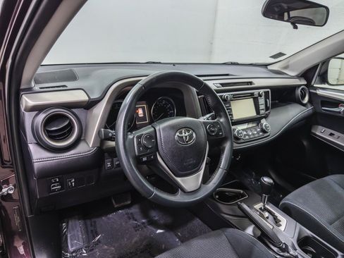 Used 2016 Toyota RAV4 XLE AWD/4WD image 13