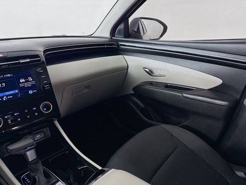 Used 2023 Hyundai Tucson SE image 26