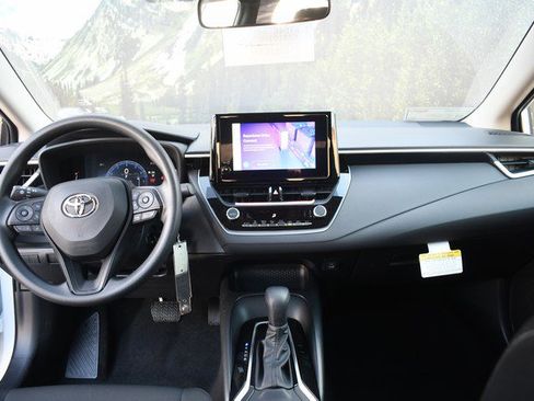 New 2026 Toyota Corolla LE image 9