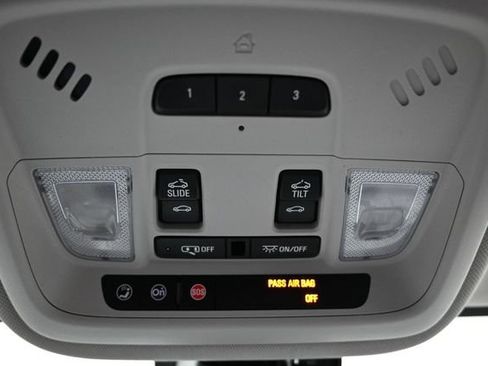 Used 2018 Chevrolet Traverse LT w/ LPO, Floor Liner Package AWD/4WD image 49