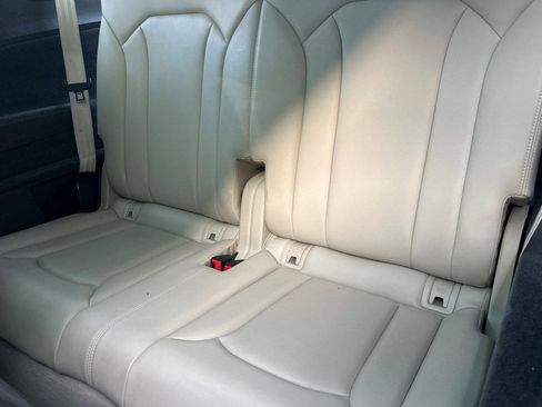 Used 2018 Audi Q7 3.0T Premium Plus image 34